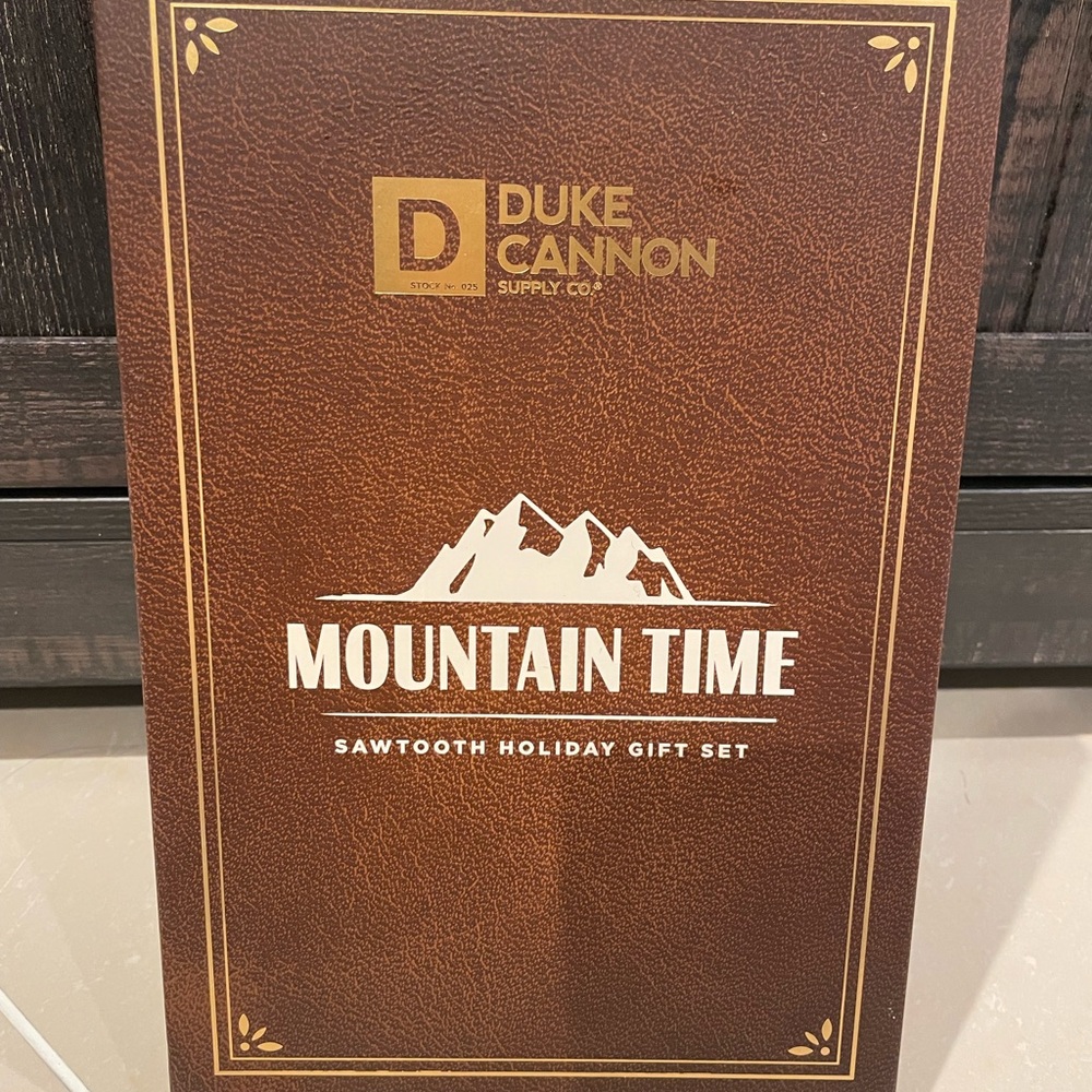 Duke‎ Cannon Mountain Time Gift Set